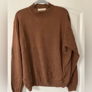 Pronto Uomo Men’s size Large extra fine merino wool sweater. Brown. Like new!!